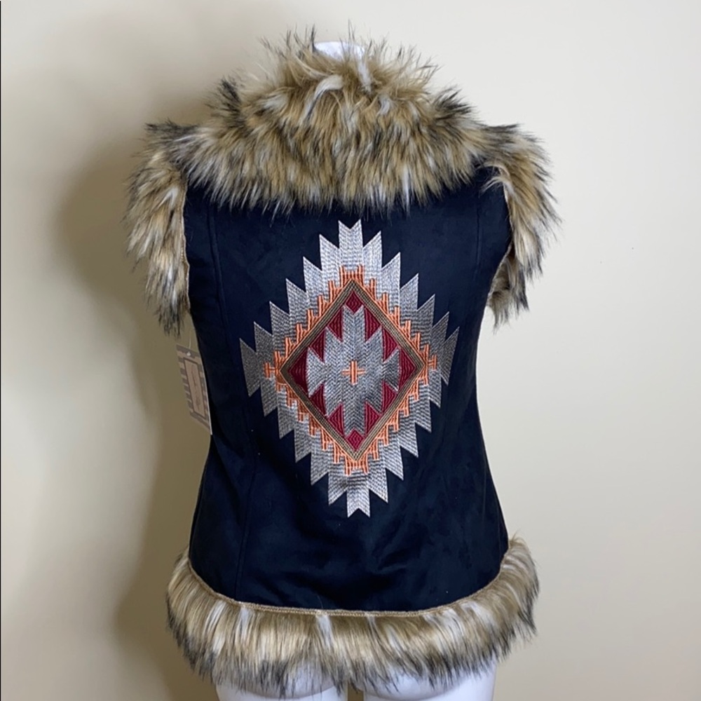 Tasha Polizzi Fun Vest! - Picture 3 of 7